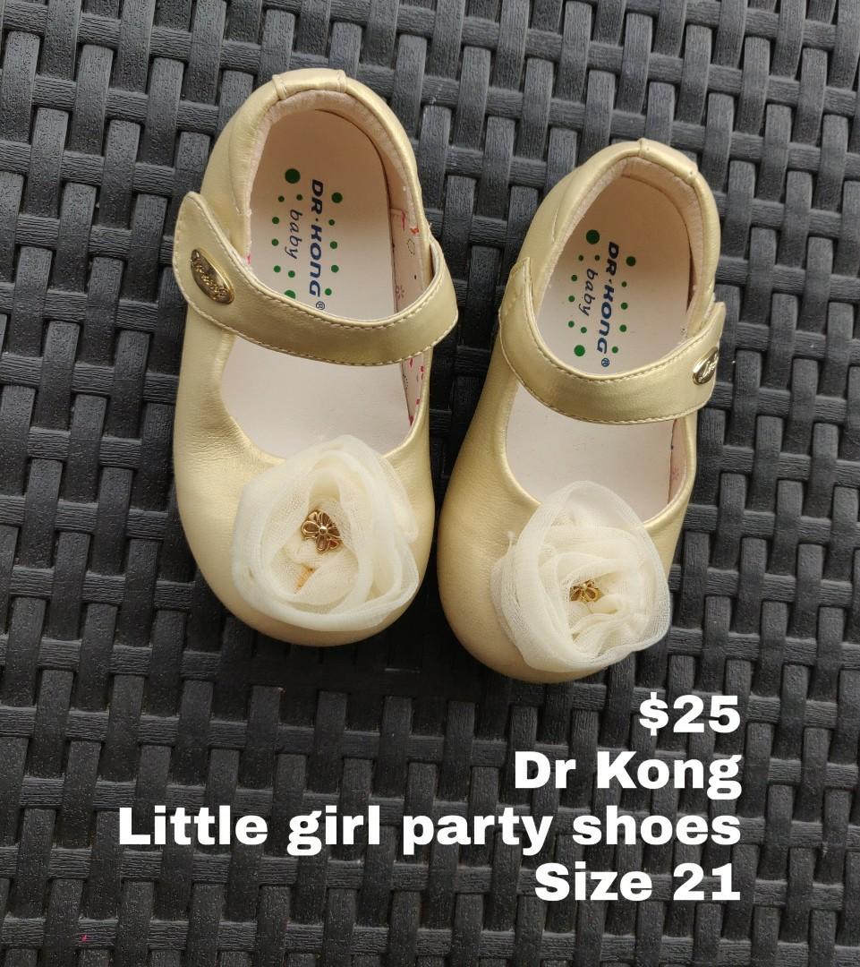 girl shoes in excellent condition 