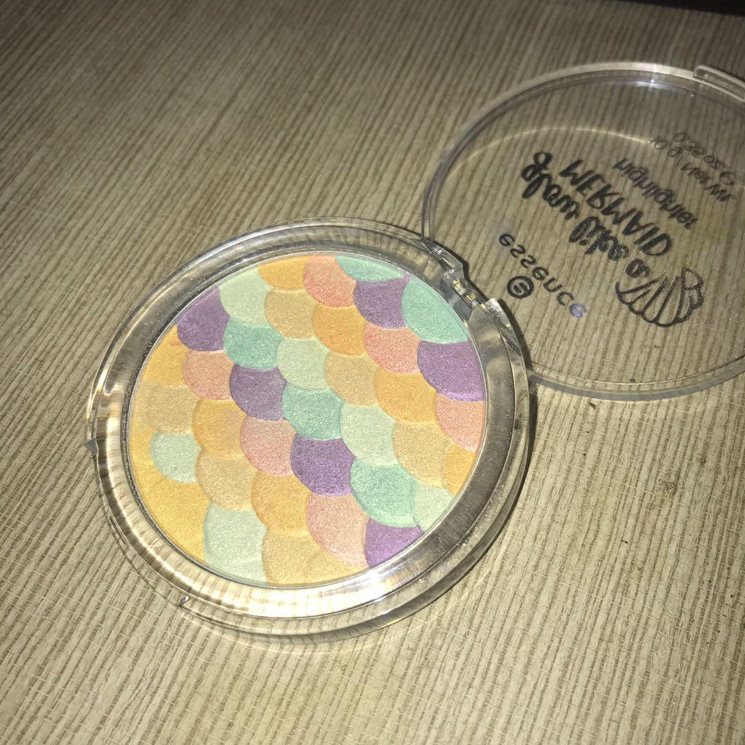 essence highlighter mermaid