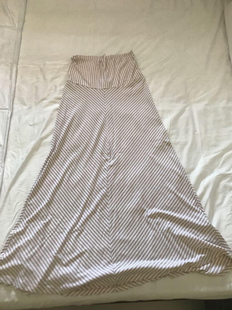 gap maternity skirt