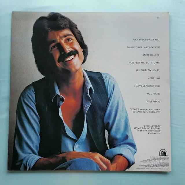 Jim Photoglo Music Media Cds Dvds Other Media On Carousell Performer jim photoglo index 01 00:00:00 track 08 audio title what do i tell my son halls of my heart is the album jim photoglo has been working towards his whole career. carousell