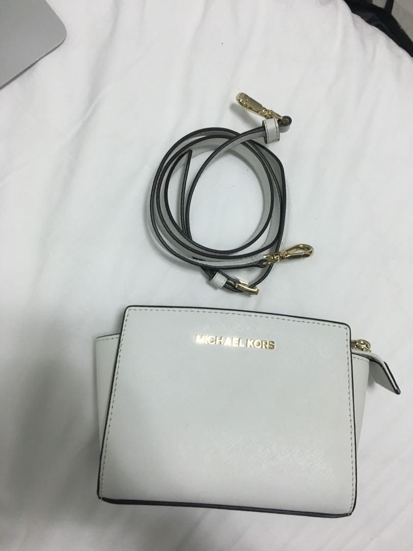 michael kors alma bag