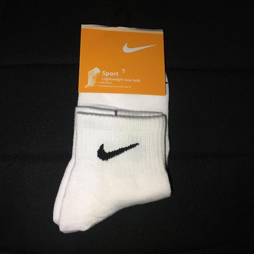mid high nike socks