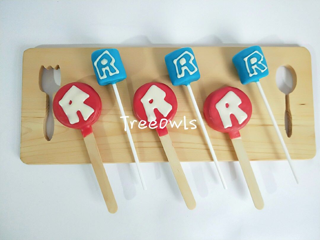 Roblox Theme Cake Pop Food Drinks Baked Goods On Carousell - cake pops de roblox