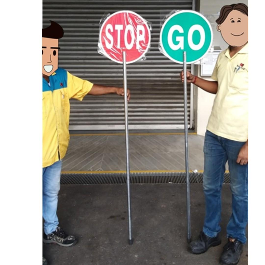 STOP AND GO TRAFFIC SIGNAGE/ STOP LOOK GO TRAFFIC SIGNAGE W/ POLE