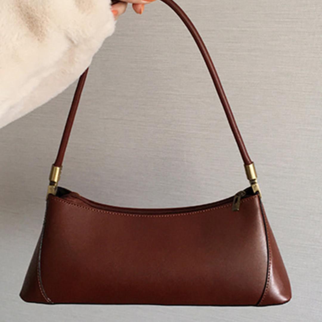 Handbag retro 2025