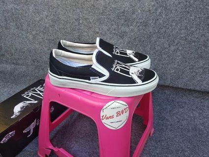 Vans Slip On Death To The Pixes Black