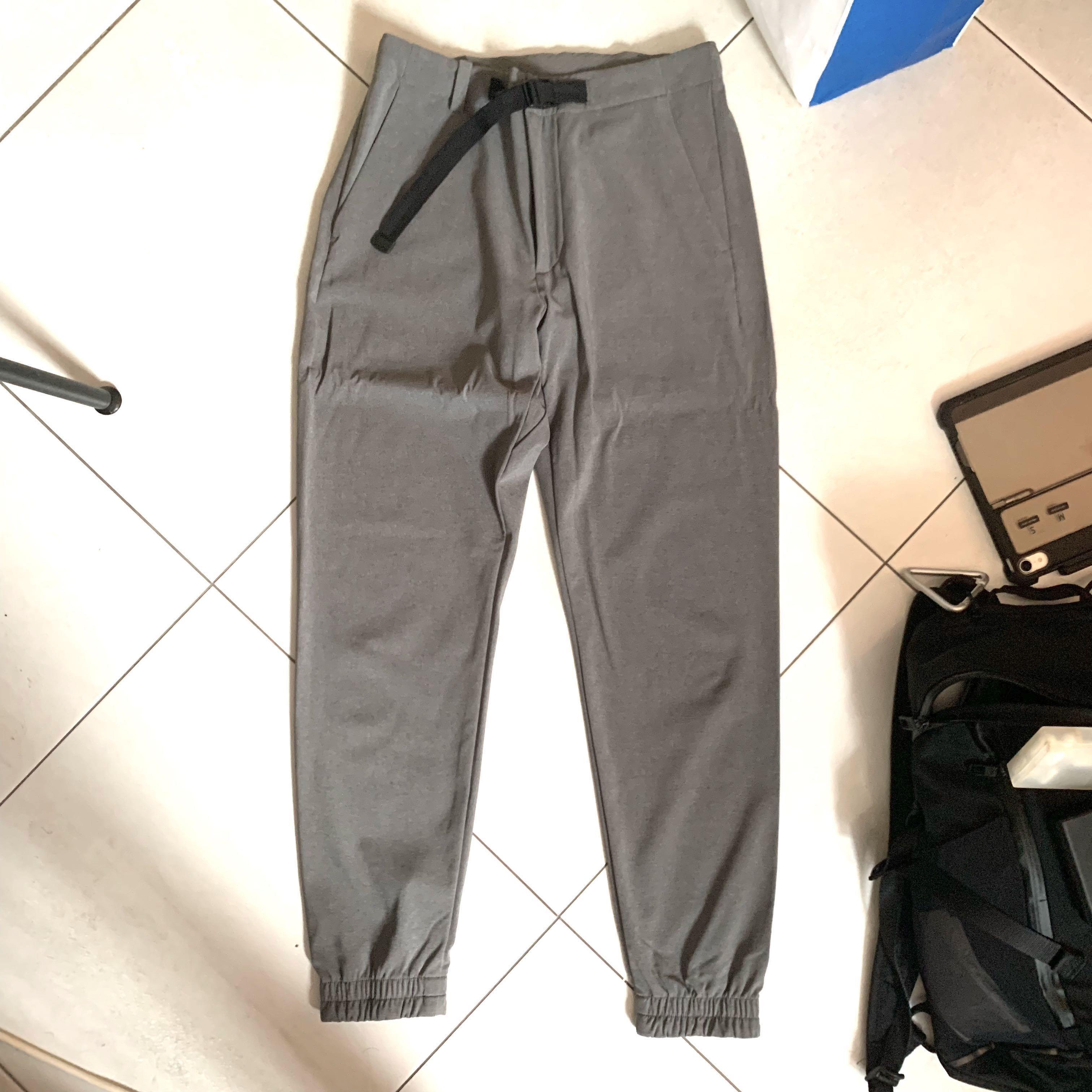 uniqlo jogging bottoms