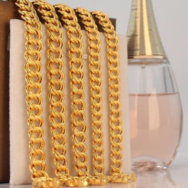 916 Gold Coco Budget Women S Fashion Jewelry Organisers Bracelets On Carousell