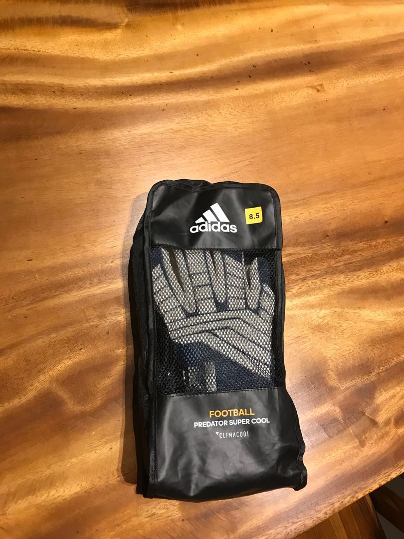Adidas goalkeeper glove on sale bag
