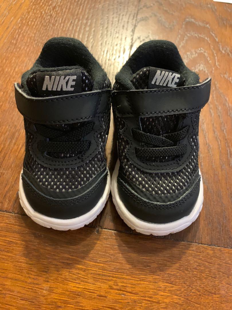 Baby Boy Shoes Nike size 3, Babies 