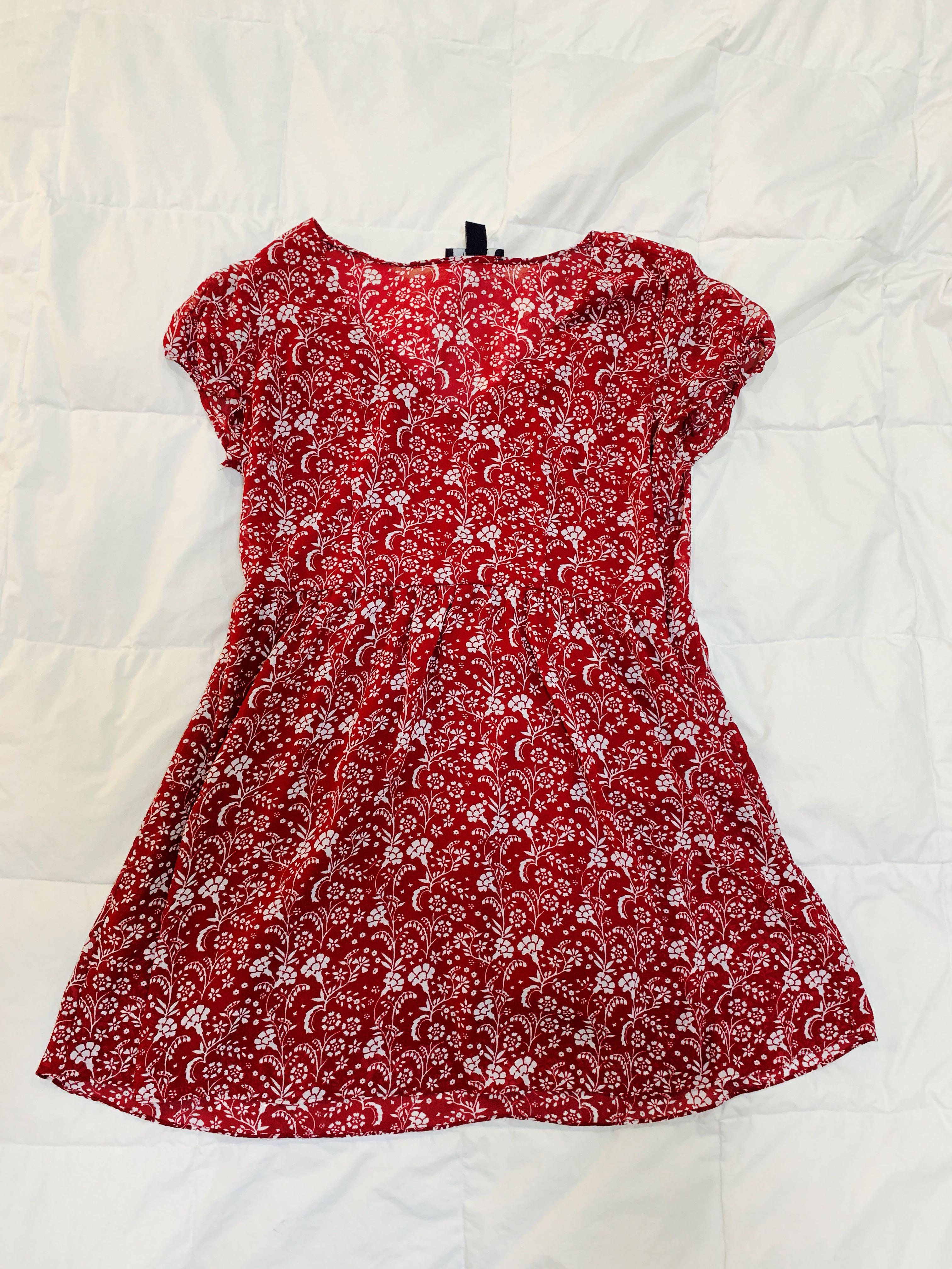 Forever 21 red floral dress top