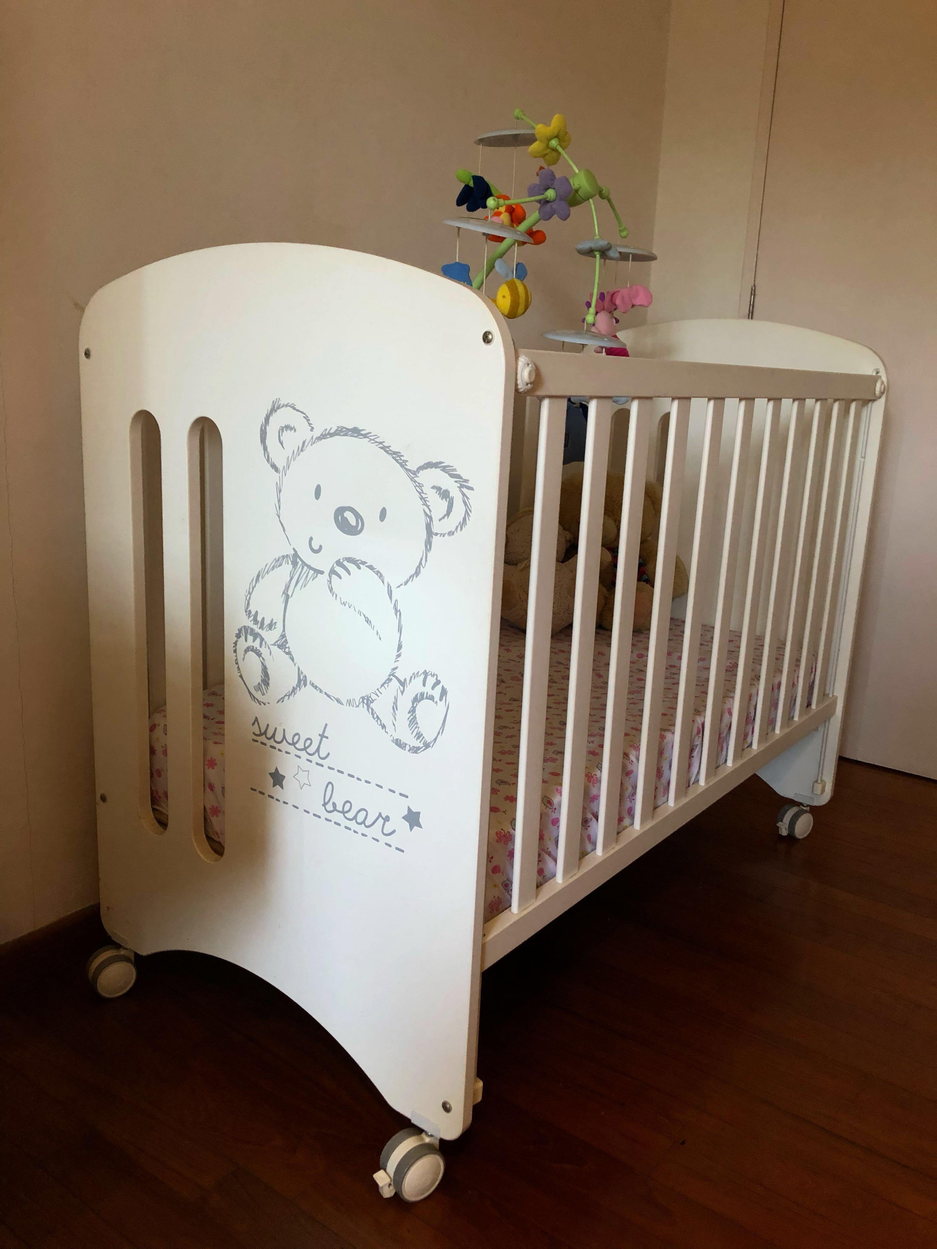 micuna sweet bear baby cot