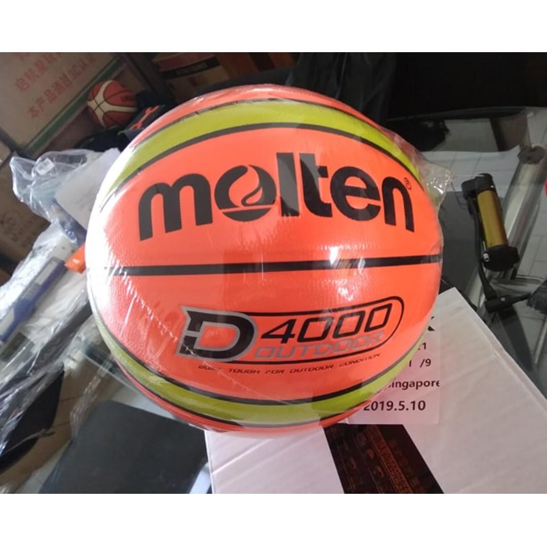 molten d4000