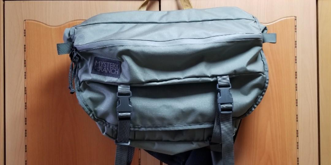 Mystery ranch shop invader messenger bag