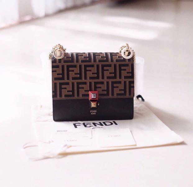Fendi kan i ff logo shop