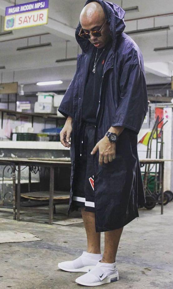 Fear of god moc outfit hotsell