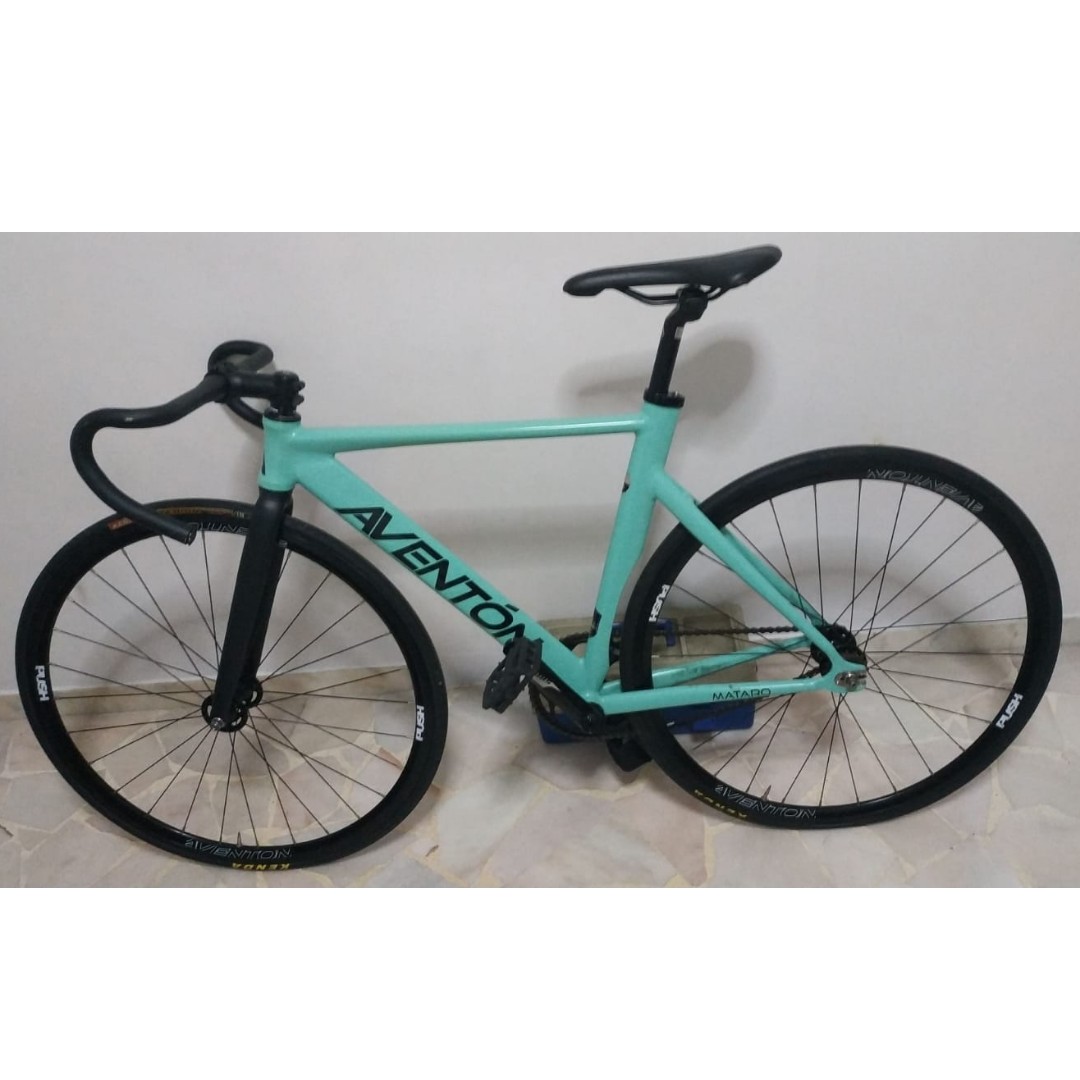Preloved Aventon Mataro 49 cm Colour Celeste Sports