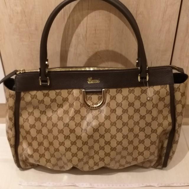 gucci brand price