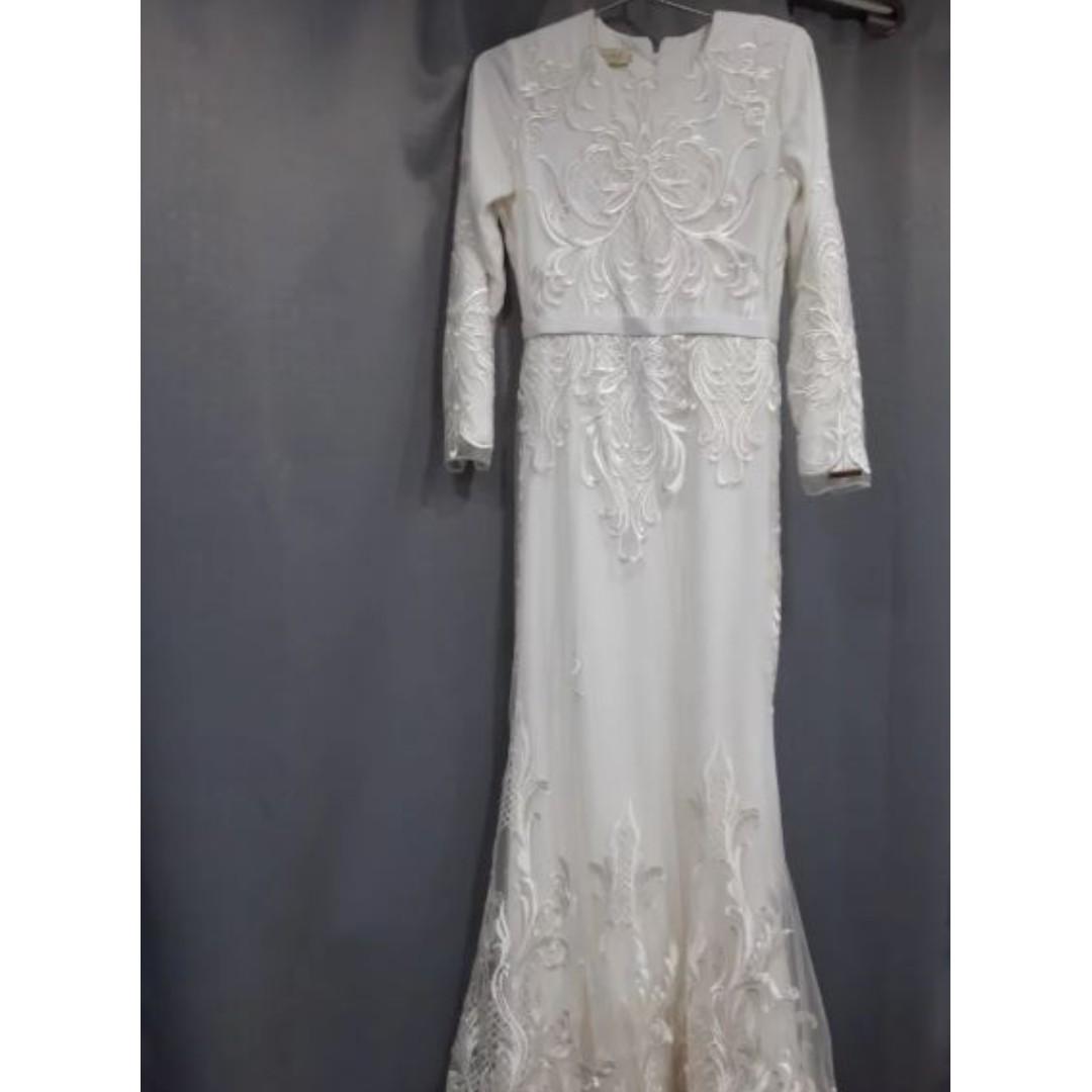 Set Baju Nikah Dress Veil Crown Women s Fashion Muslimah Fashion Dresses on Carousell
