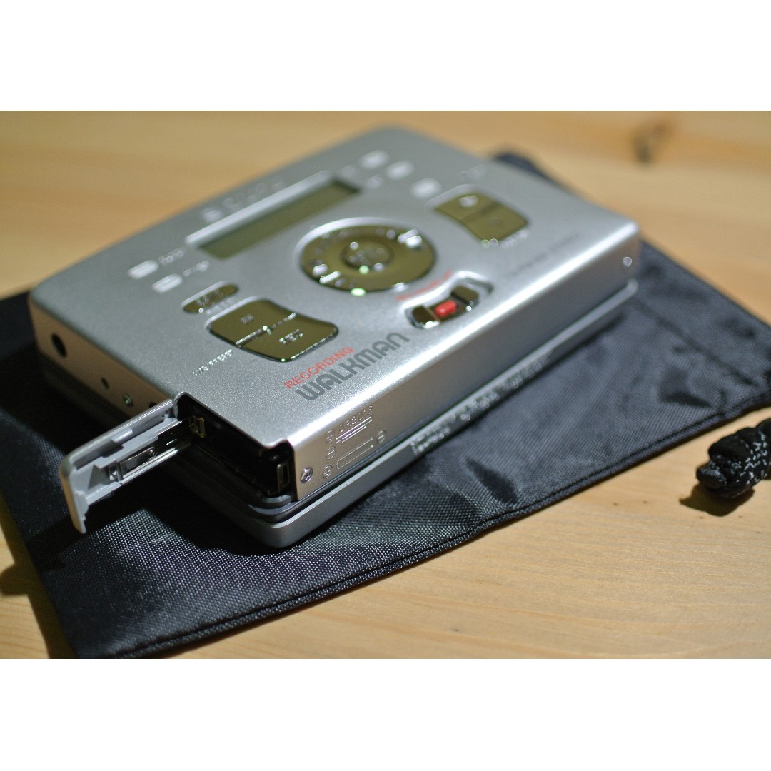 動作品 RECORDING WALKMAN WM-GX822+mymall.com.pk