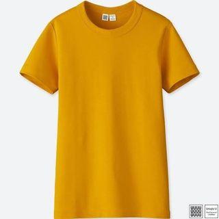 Uniqlo basic shirt