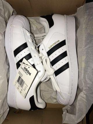 Brand new black and white superstar