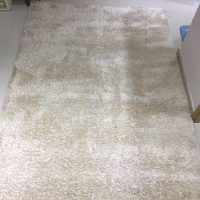 Cream colour carpet/rug (from Courts), Furniture & Home Living, Home