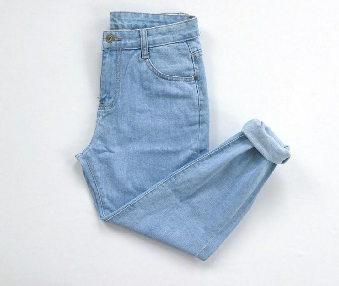 Faded blue mom jeans clearance