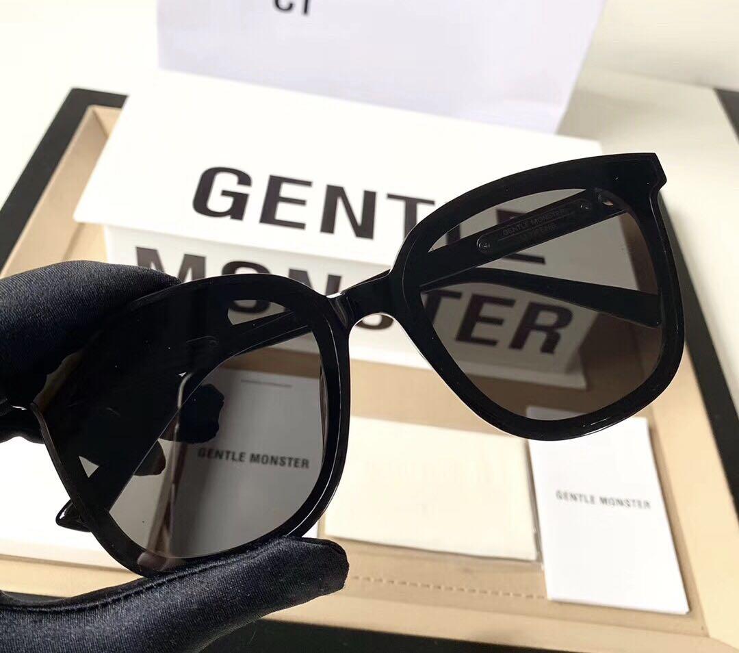 Gentle Monster Dream Visit 2019 x Li Yifeng, Women's Fashion, Watches