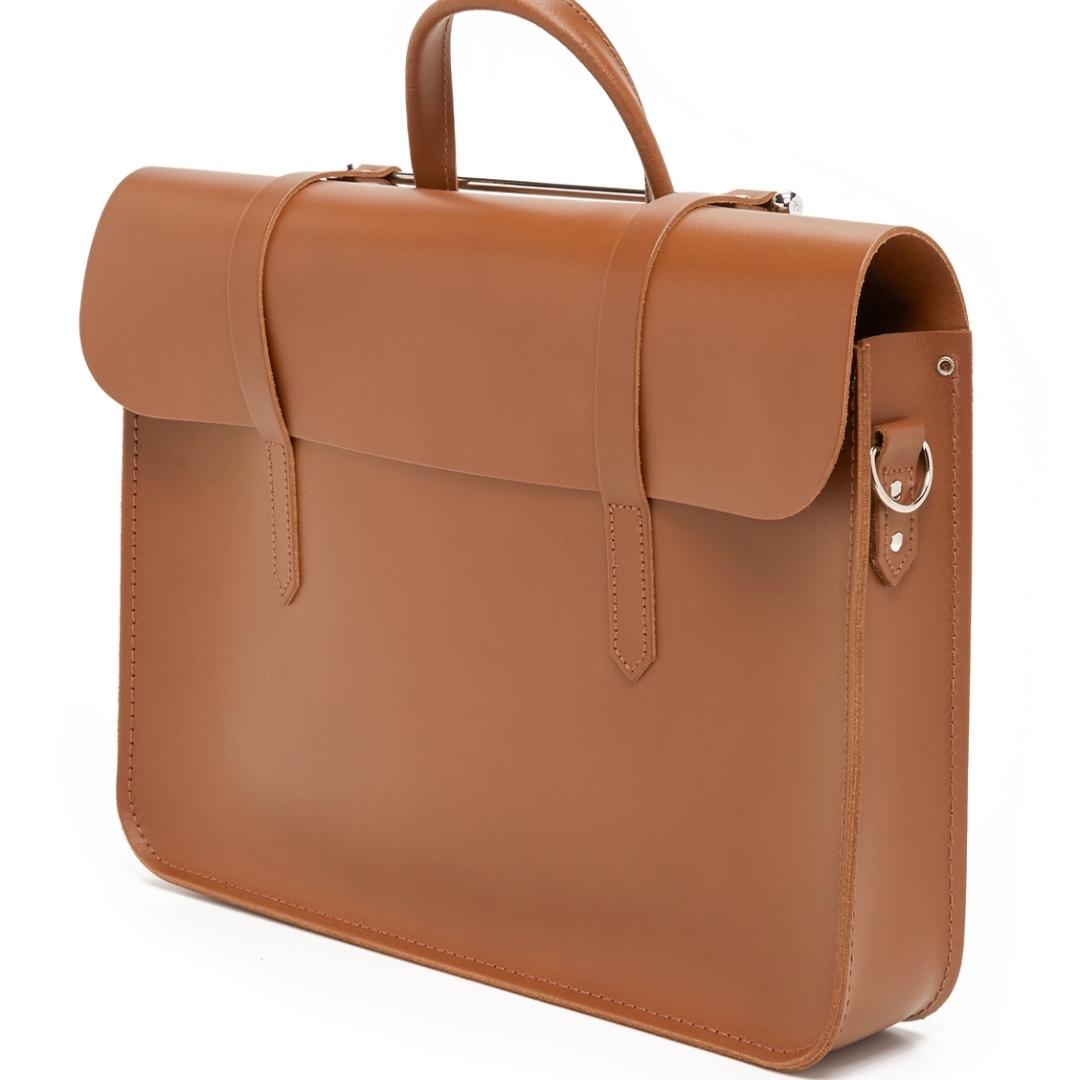 Genuine Cambridge Satchel Folio Bag in Brown Genuine Leather Condition 9.5 10 MRTBishan Men s Fashion Bags Briefcases on Carousell