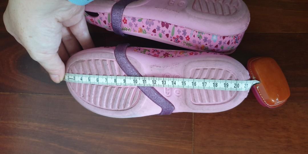girls crocs size 13