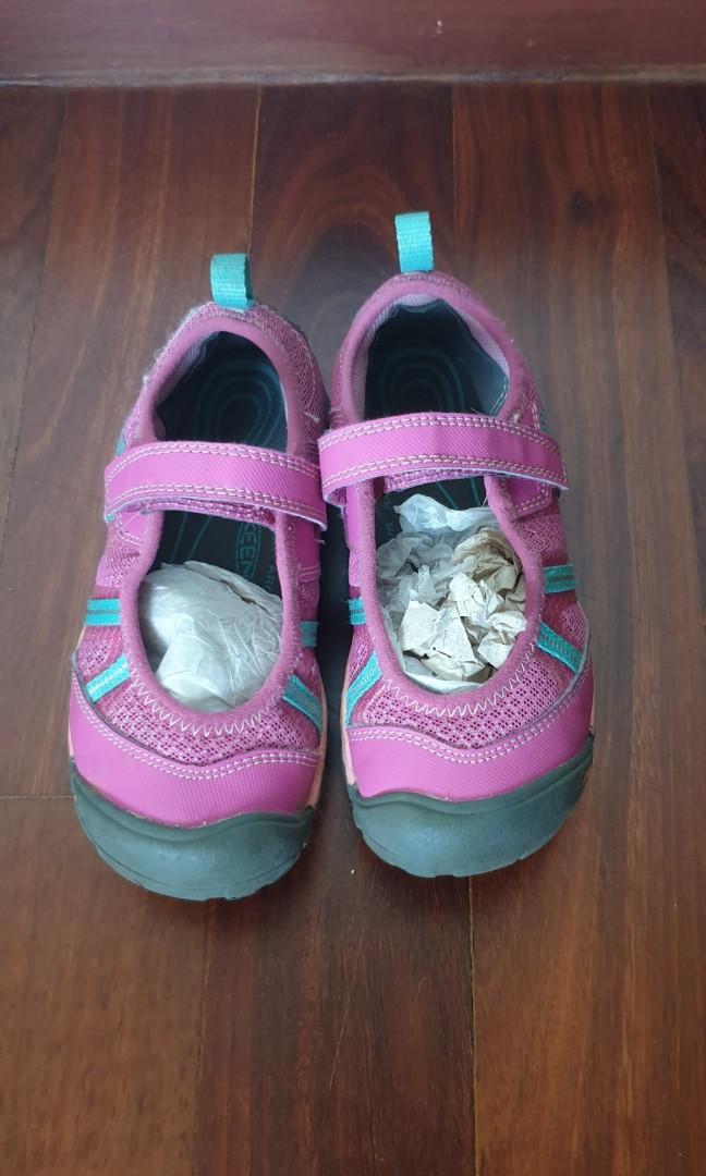 Girls Mary Jane Keens excellent condition