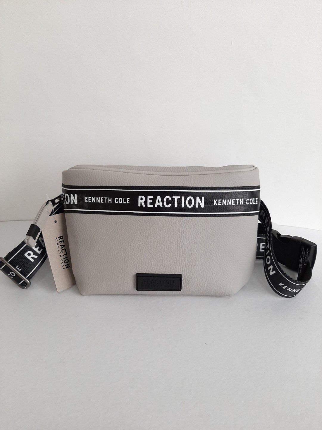 Kenneth cole clearance reaction belt bag
