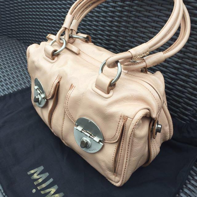 Mimco nude bag deals