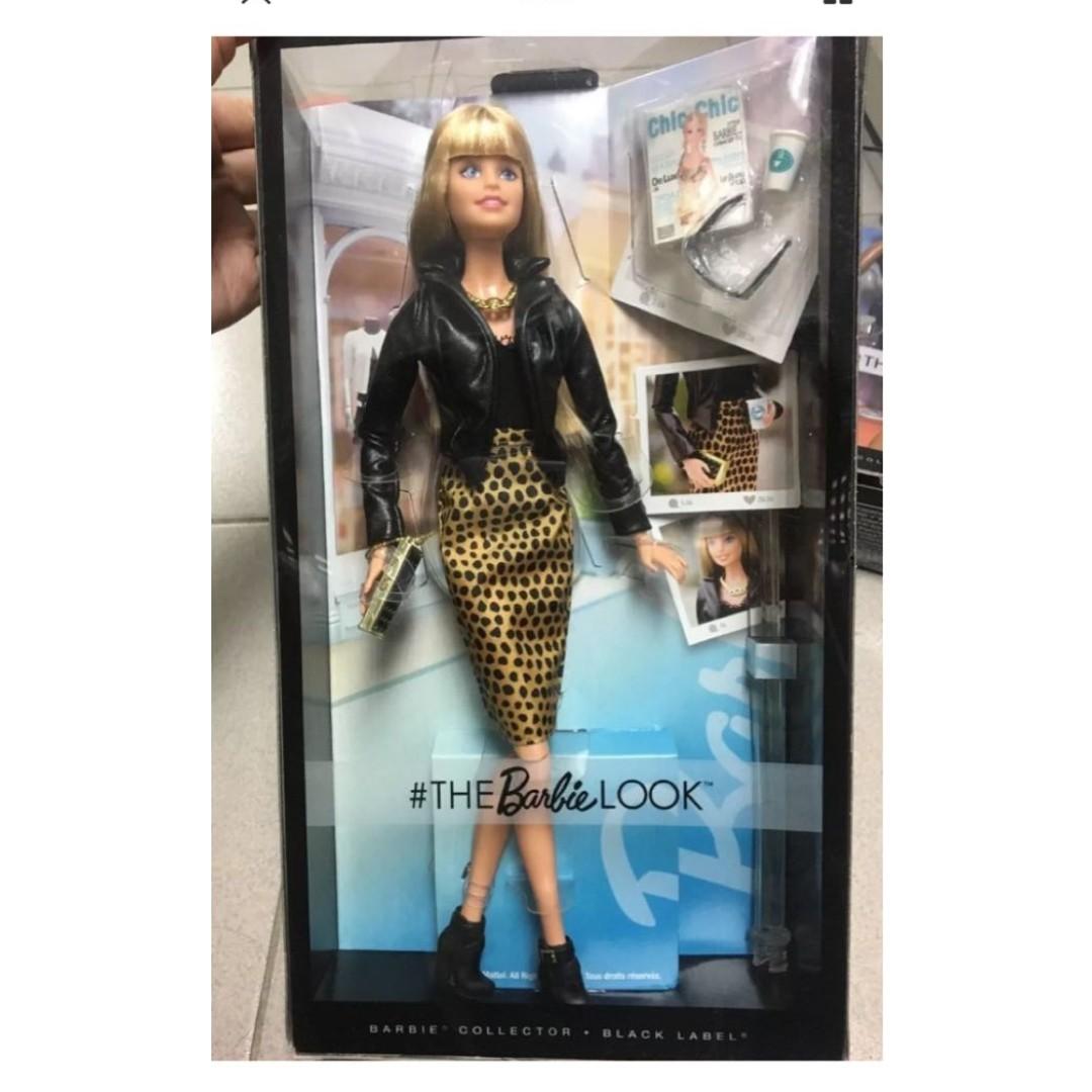 The Barbie look Barbie collector black label blonde Hobbies