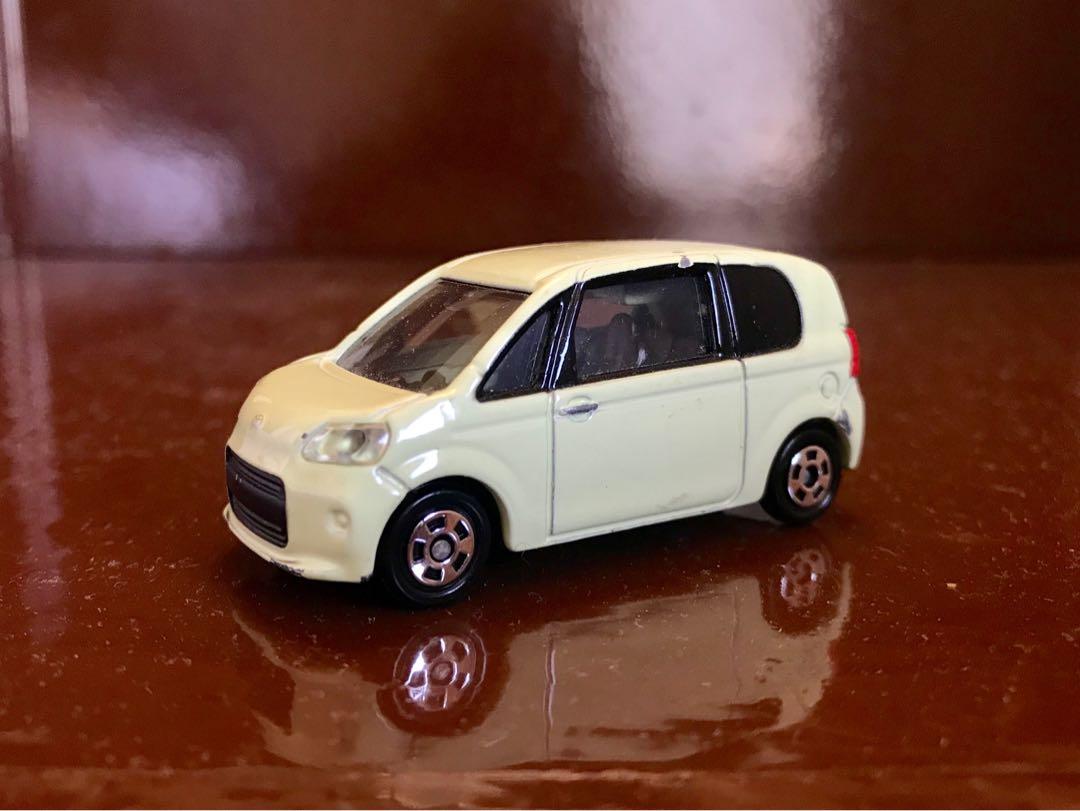 Tomica toyota porte sales