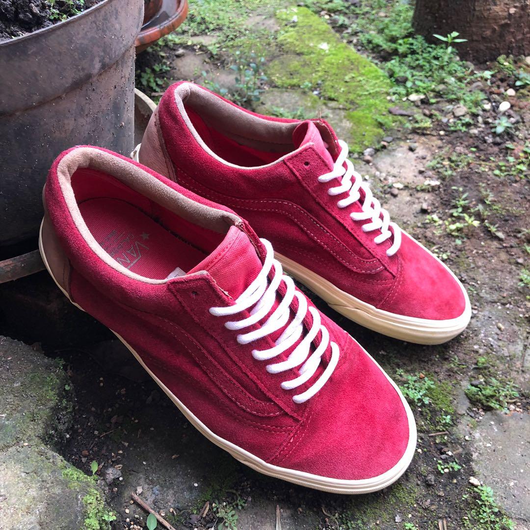 Vans California Red Suede Fesyen Pria Sepatu Sneakers di Carousell
