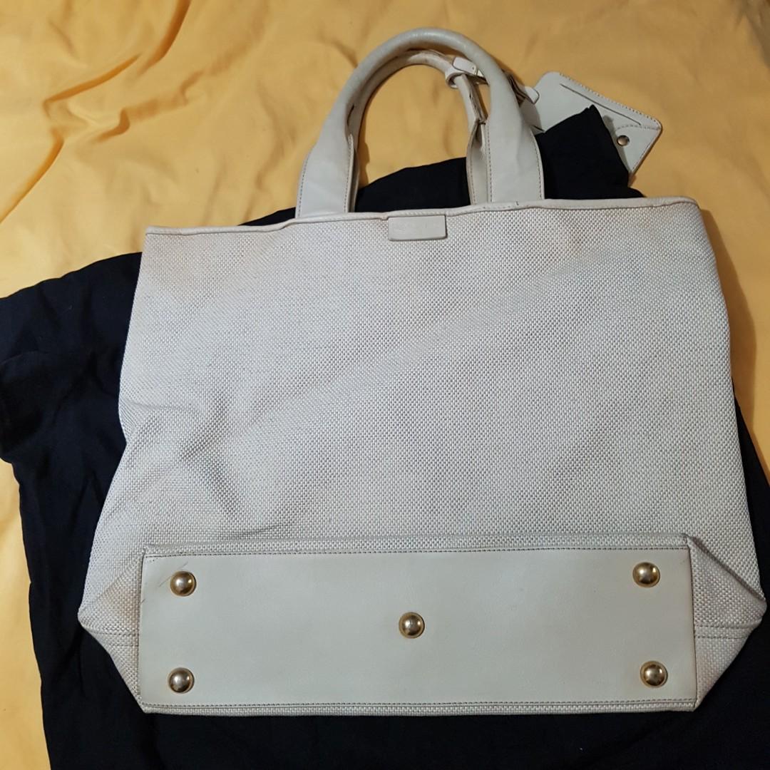 Ysl yves saint Laurent document bag shopping bag Men s Fashion Bags Belt bags Clutches and Pouches on Carousell
