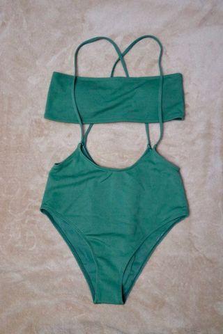 One piece swimsuit