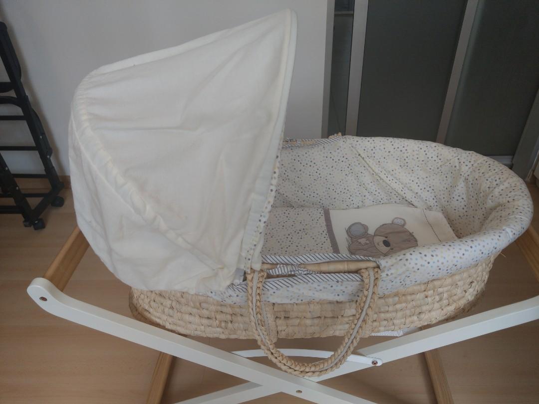 moveable bassinet