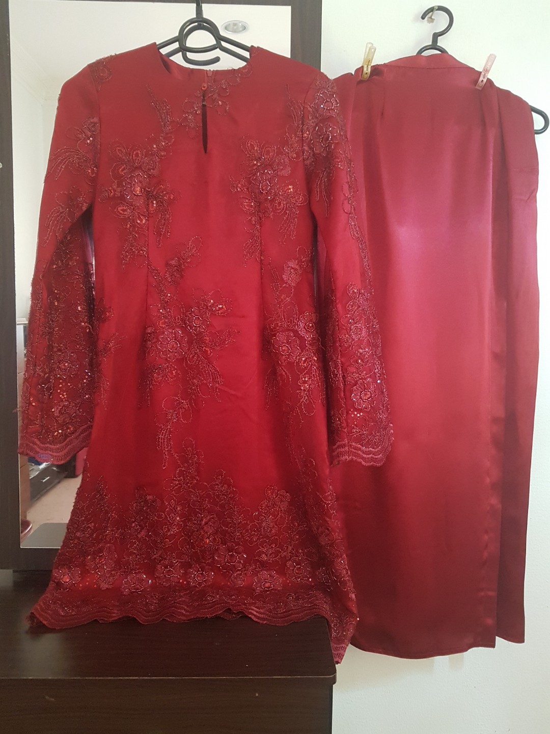 baju kurung moden lace maroon