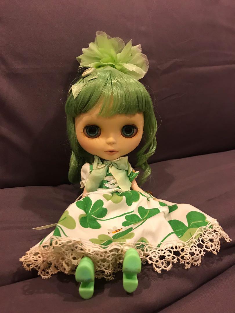 used blythe doll sale