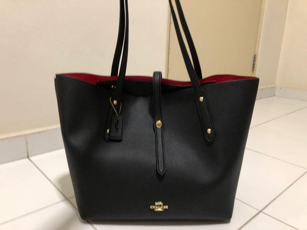 coach market tote black