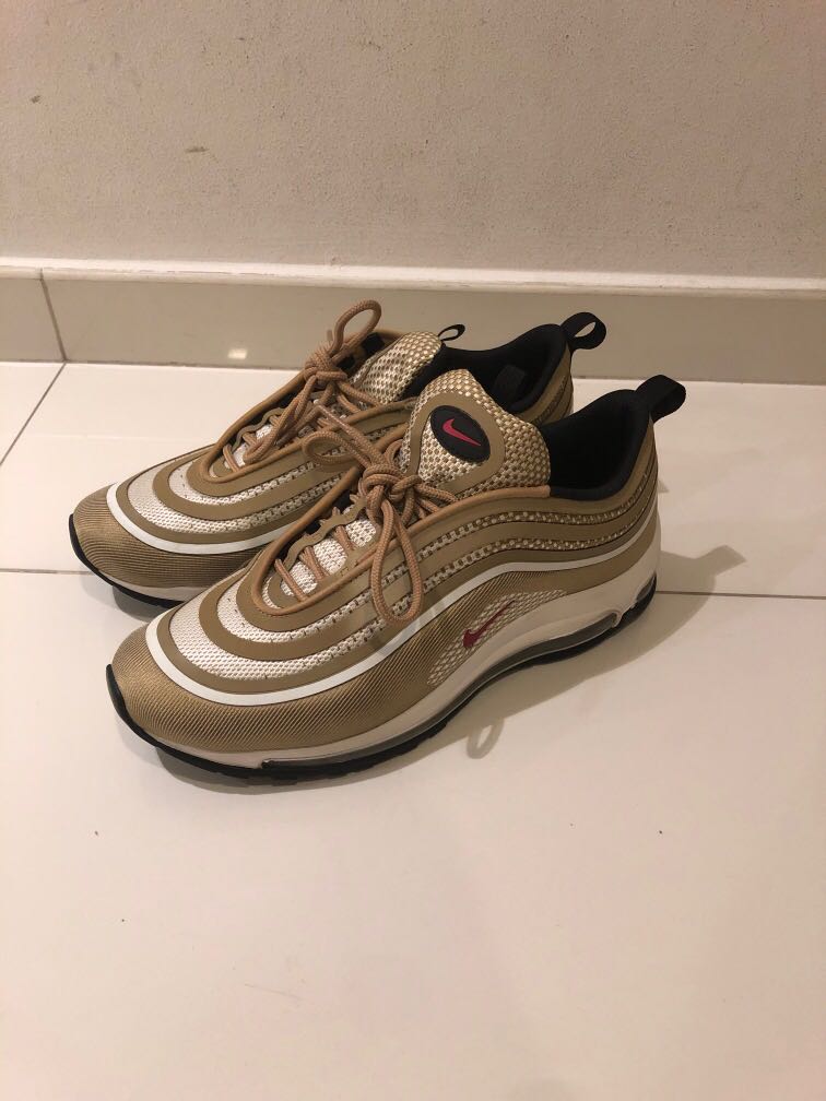 97 gold airmax