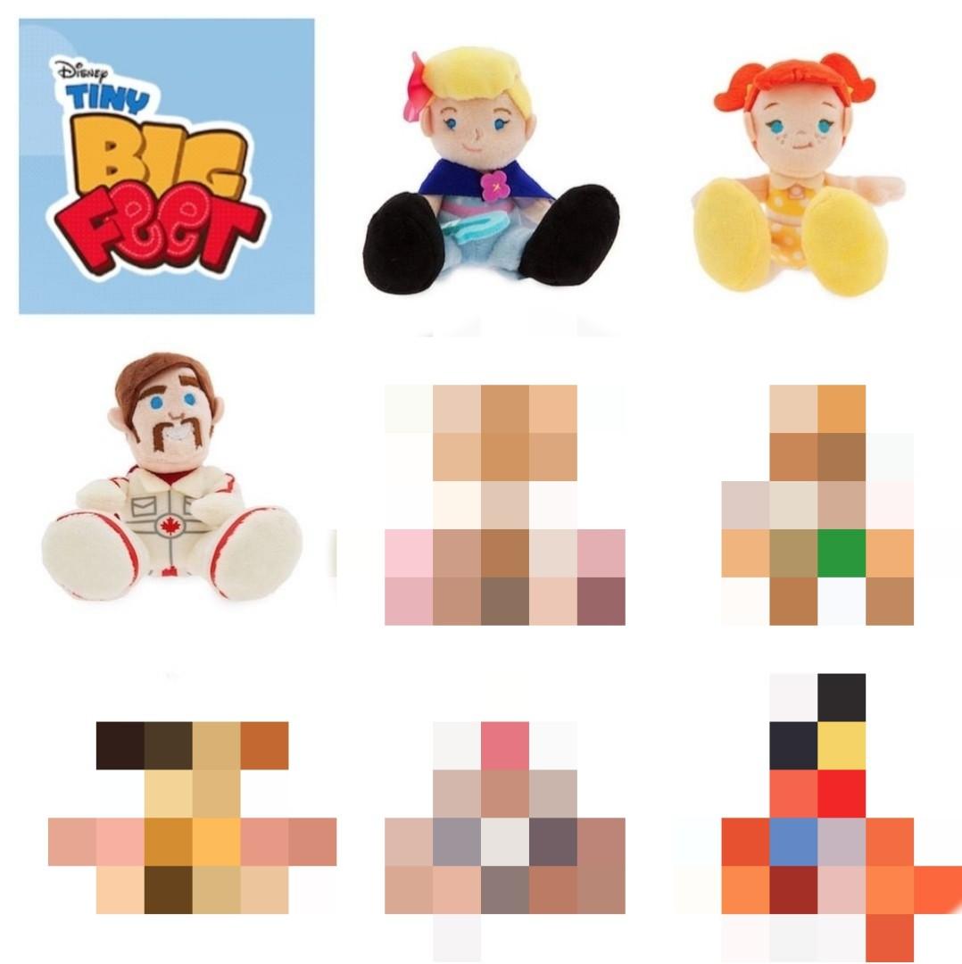 INSTOCK Disney Tiny Big Feet Toy Story 4 Set part1 Hobbies