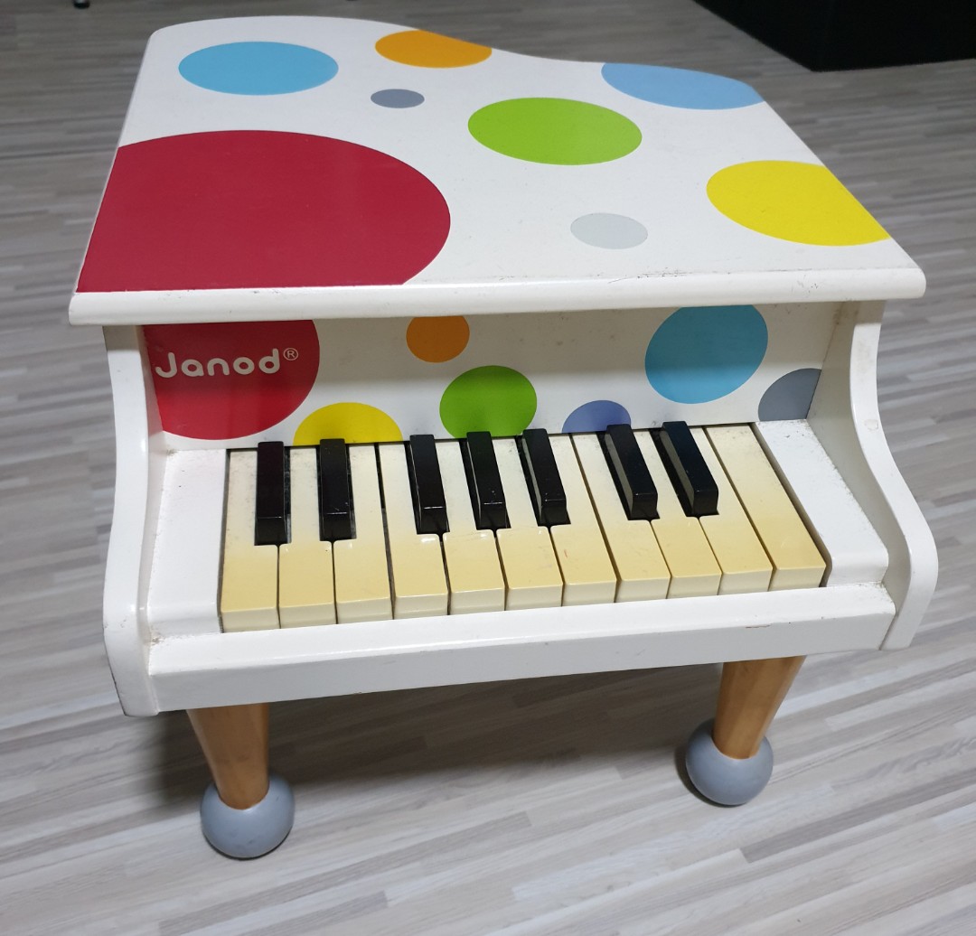 Janod confetti top grand piano
