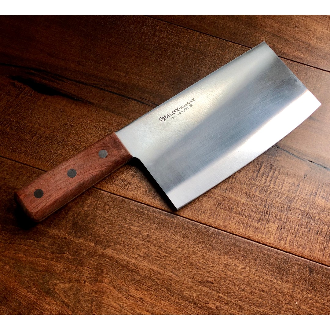 https://media.karousell.com/media/photos/products/2019/05/26/japanese_handmade_knife_1558812772_cde5cd7b0