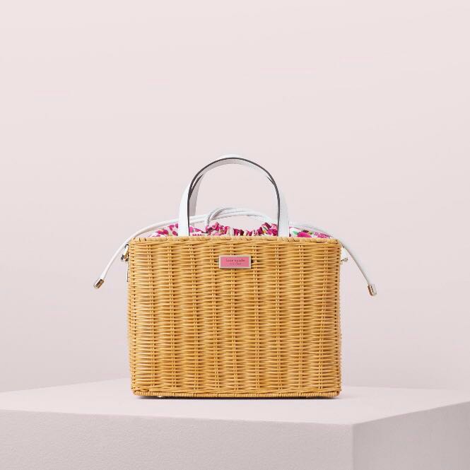 Kate Spade Sam Wicker Medium Satchel Handbag Slingbag Optic White Multi Floral Women S Fashion Bags Wallets Handbags On Carousell I love it for design, quality, and it makes a beautiful summer bag that will. kate spade sam wicker medium satchel handbag slingbag optic white multi floral