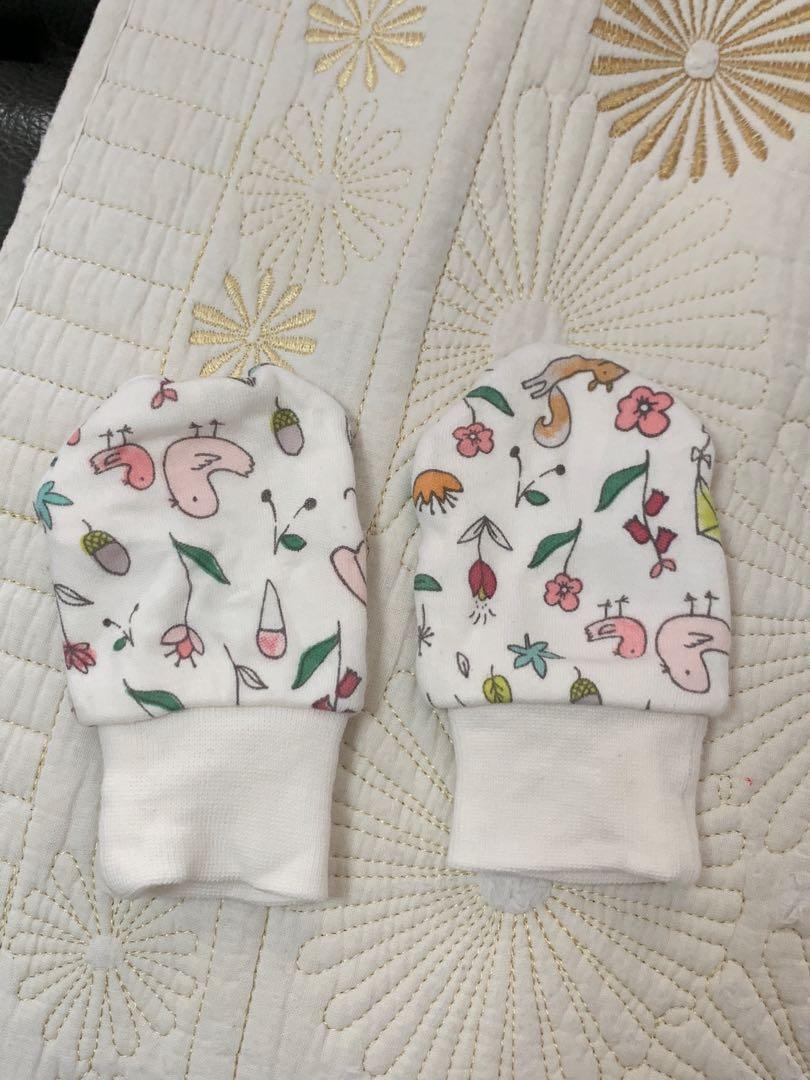 baby cotton gloves