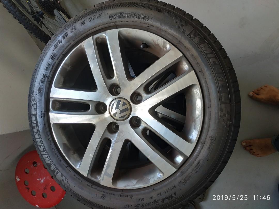 5 55r16 Michelin Ps 3 Tyres With Vw Rims Price Reduced Car Accessories Tyres Rims On Carousell
